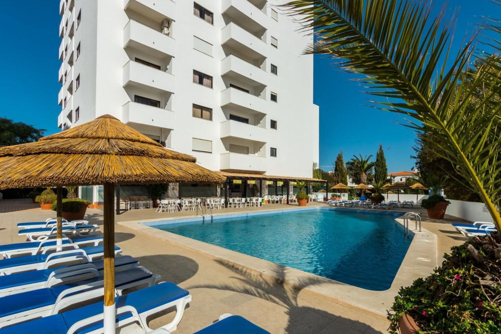 The Albufeira Concierge - Pool & Sunset Balconies Lejlighed Eksteriør billede